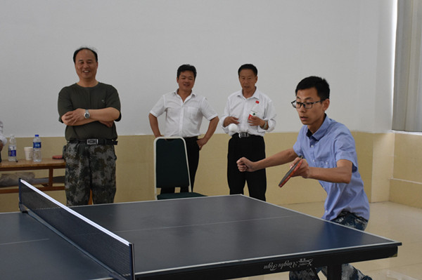 beat365官网举办教职工乒乓球团体赛