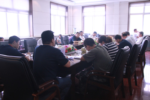 beat365官网召开毕业生教育及离校工作会议