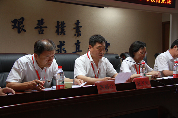 beat365官网开展纪念建党95周年暨“两学一做”学习教育党课活动