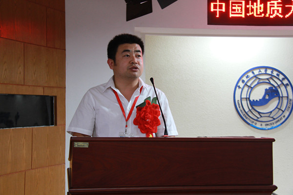 beat365官网开展纪念建党95周年暨“两学一做”学习教育党课活动
