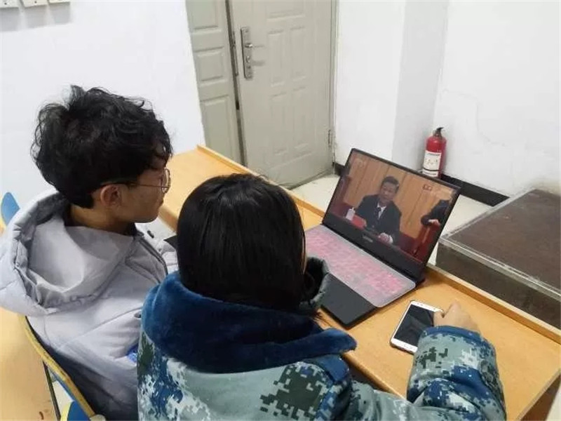 beat365官网以多种形式庆祝改革开放四十周年