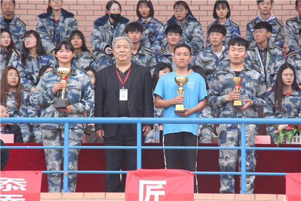 传运动之魂   承体育之志 ——beat365官网2019年春季运动会圆满闭幕