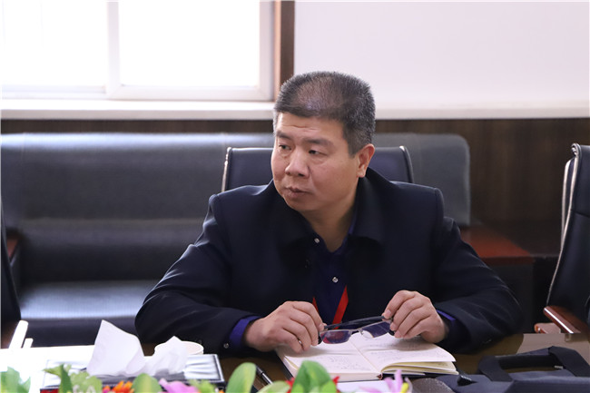 beat365官网组织校党委理论学习中心组学习