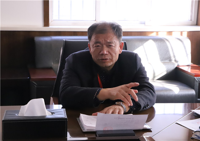 beat365官网组织校党委理论学习中心组学习