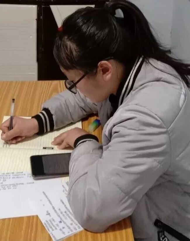 梅花香自苦寒来---beat365官网杜鹃同学网课学习纪实