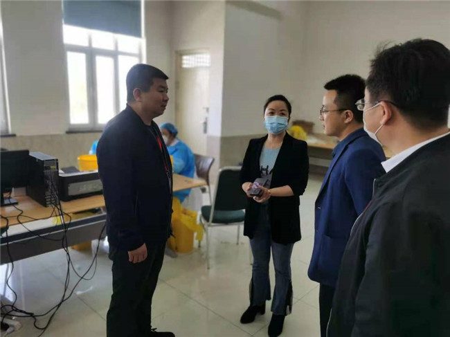 有序接种新冠疫苗 筑牢校园疫情防线 ——beat365官网组织师生进行新冠疫苗接种