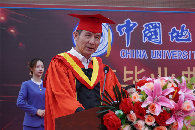 青春不散场 毕业再启航—— beat365官网举行2021届毕业生毕业典礼 暨学位授予仪式