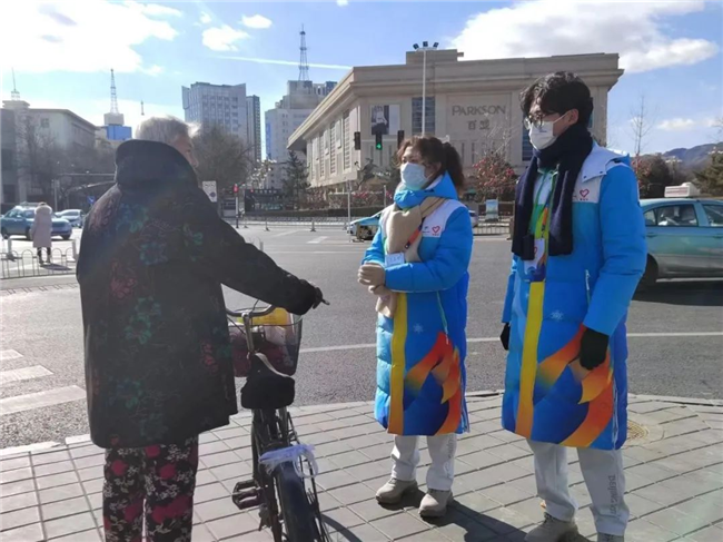 冰雪之约 冬奥有我——beat365官网学子积极参与志愿服务 为北京冬奥会加油助力