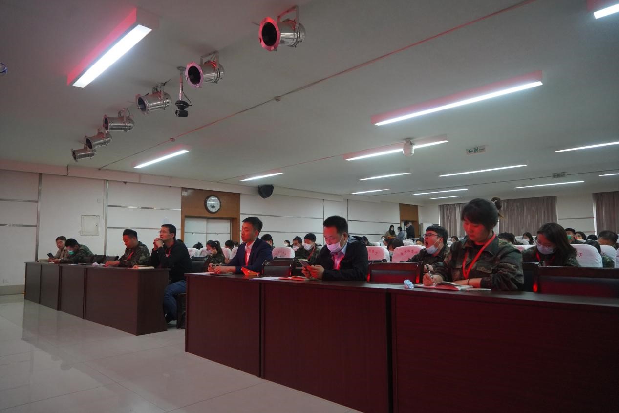 beat365英国官网召开学管干部培训周会2022.5.9