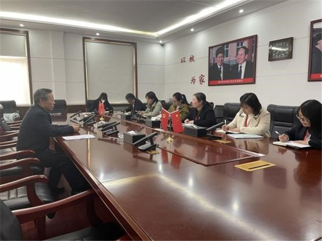 beat365官网召开教学督导组工作会议