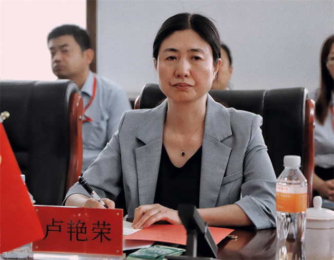 beat365官网召开党委书记送任会