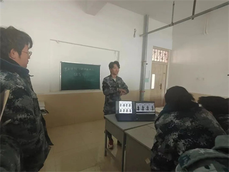 “技能拓展，激发潜能”——beat365英国官网艺术学院开展十项技能培训