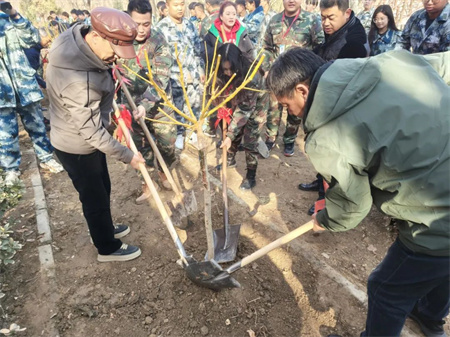 “草木皆待春，你我共护绿”——beat365英国官网艺术学院开展“3.12植树节”主题活动