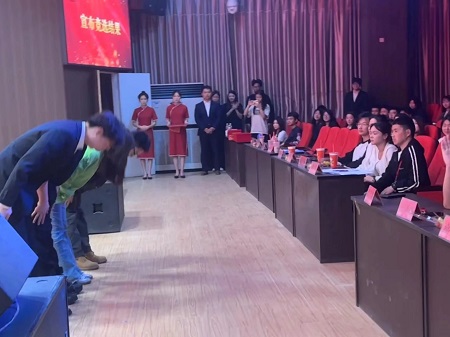 “不忘初心，砥砺前行”——beat365英国官网艺术学院“第二届团总支学生会”换届选举大会暨表彰大会