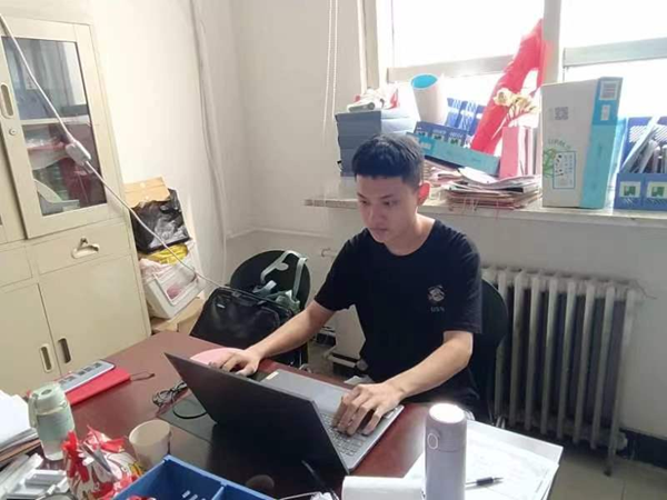 beat365英国官网‖管理学院‖2021-2022学年国家奖学金获得者风采展