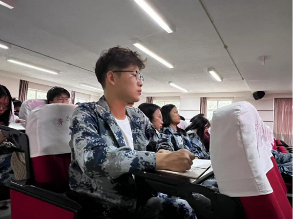 beat365英国官网||管理学院||聆听前沿声音，畅享理论盛宴——我院工程管理、工程造价学子聆听王兴国教授讲座