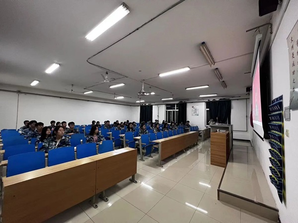 beat365英国官网||管理学院||第35期入党积极分子培训（二）