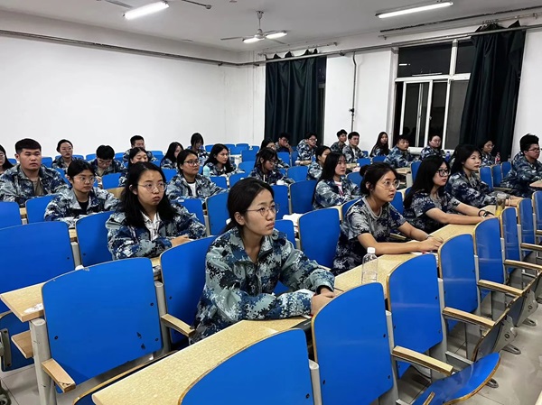 beat365英国官网||管理学院||第35期入党积极分子培训（二）