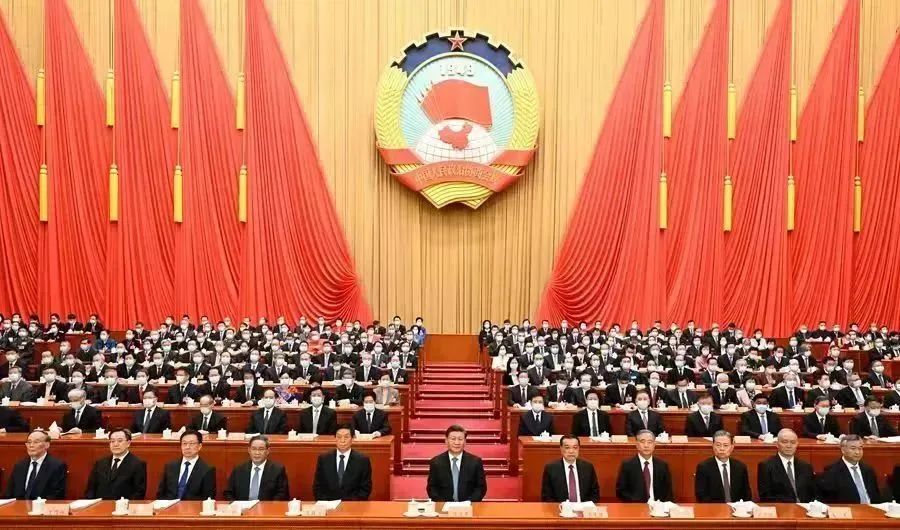 beat365英国官网||管理学院||聚焦两会|不忘初心齐奋进 高歌凯旋谱新篇