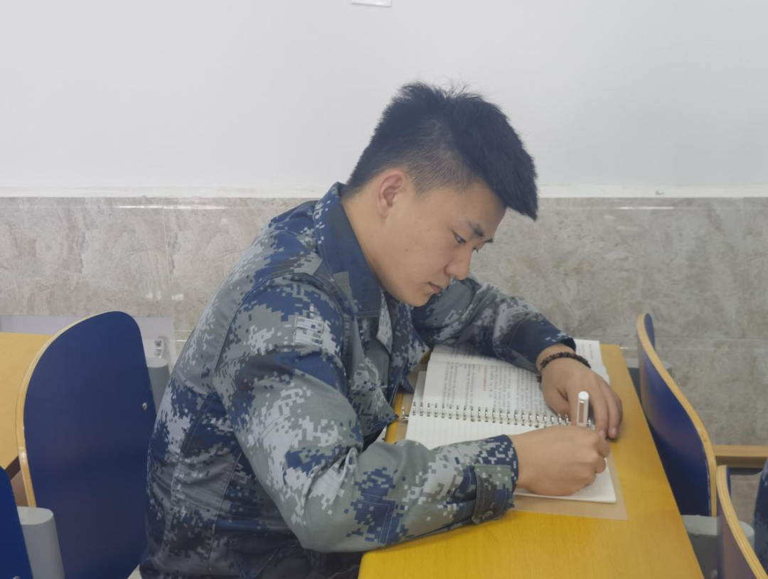 beat365官网组织第34期入党积极分子培训