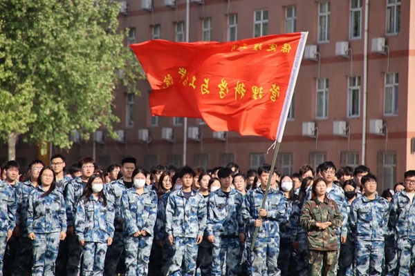 学风建设｜beat365英国官网｜管理学院｜队列会操展雄姿，素质养成促学风
