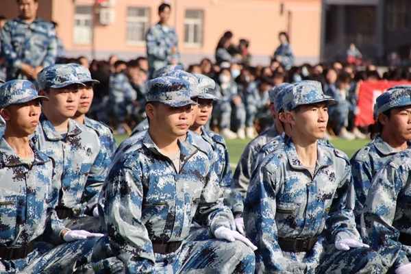 学风建设｜beat365英国官网｜管理学院｜队列会操展雄姿，素质养成促学风