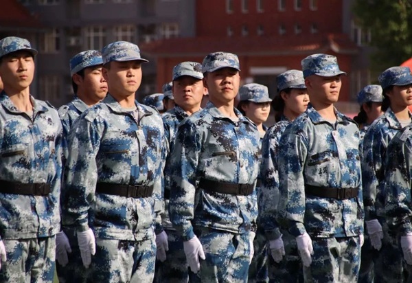 学风建设｜beat365英国官网｜管理学院｜队列会操展雄姿，素质养成促学风
