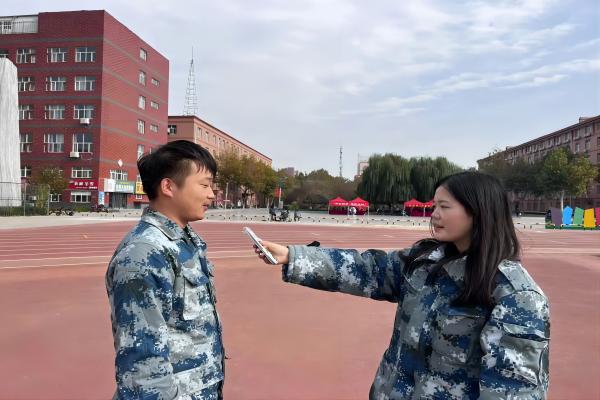 beat365英国官网||管理学院||献点滴血，绿生命树——我院师生献血活动记录专辑