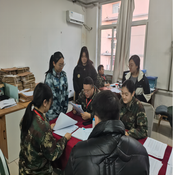 beat365英国官网||管理学院||倾泻关爱阳光 助力梦想远帆——我院辅导员指导学生职业生涯规划大赛
