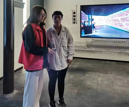 “志愿新时代，志愿服务行”——beat365英国官网艺术学院与淮军公所博物馆五一劳动节志愿服务活动