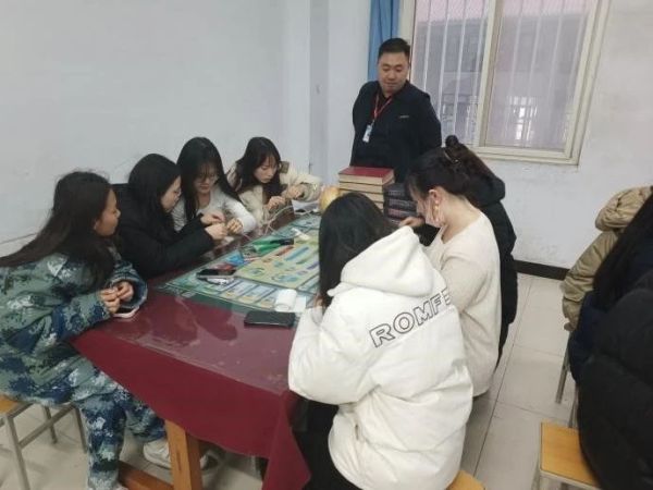 beat365英国官网||管理学院||我院举办网线制作比赛