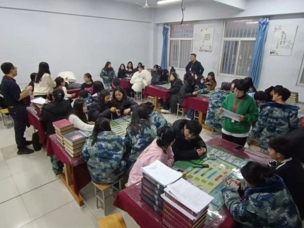 beat365英国官网||管理学院||我院举办网线制作比赛