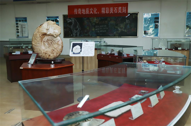 beat365英国官网举办“理工大讲堂”系列专题讲座第一期