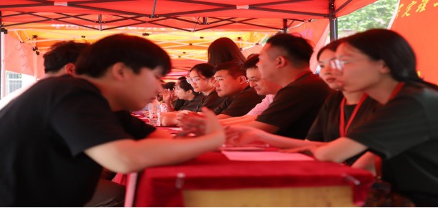 beat365官网举办“就业问诊”线下就业指导活动