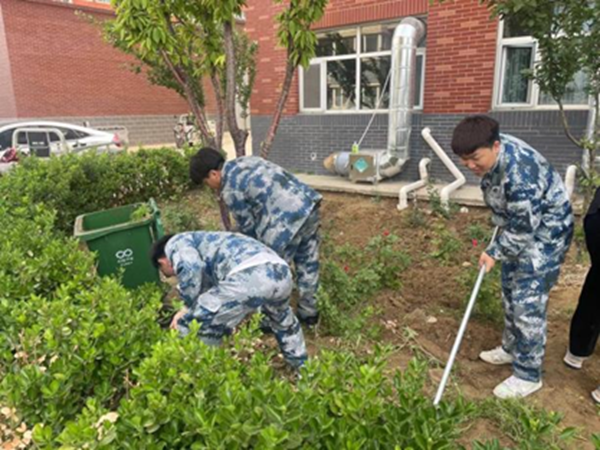 劳动教育|beat365英国官网|管理学院|学习劳动精神·践行劳动育人-跟着节气学种植，分享劳动创造的美好乐趣