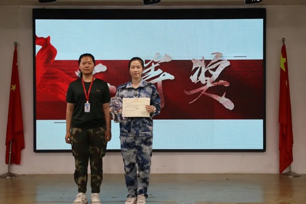劳动教育|beat365英国官网|管理学院|学习劳动精神，践行劳动育人主题朗诵比赛