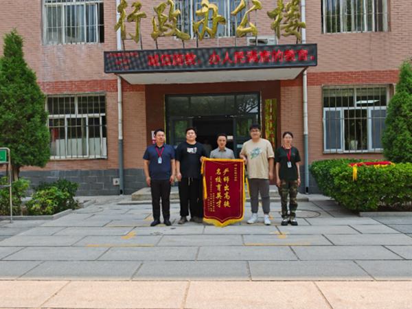毕业季|beat365英国官网|管理学院|桃李沐春风·学子诉衷情