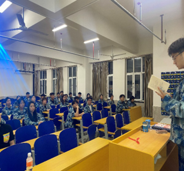 劳动教育|beat365英国官网|管理学院|劳动创造一切，奋斗成就未来