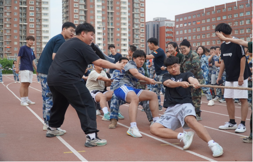 青春校园|凝聚每份力,团结一条心——beat365英国官网第十八届拔河比赛圆满结束