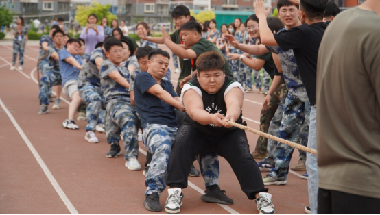 青春校园|凝聚每份力,团结一条心——beat365英国官网第十八届拔河比赛圆满结束
