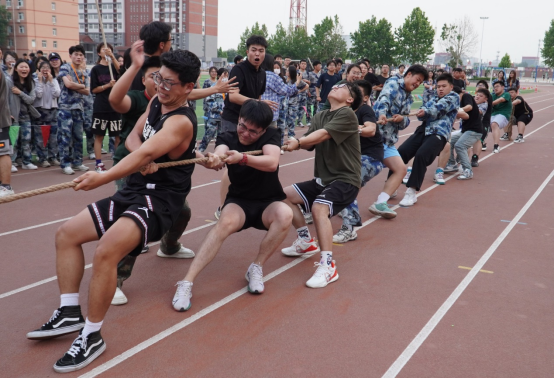 青春校园|凝聚每份力,团结一条心——beat365英国官网第十八届拔河比赛圆满结束