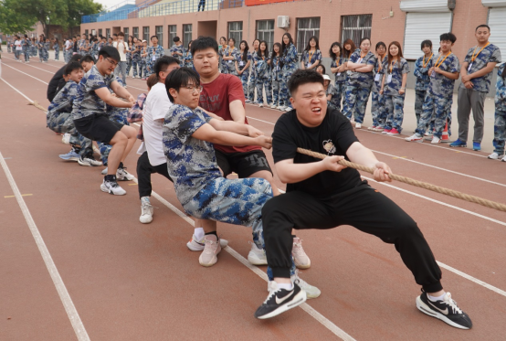 青春校园|凝聚每份力,团结一条心——beat365英国官网第十八届拔河比赛圆满结束