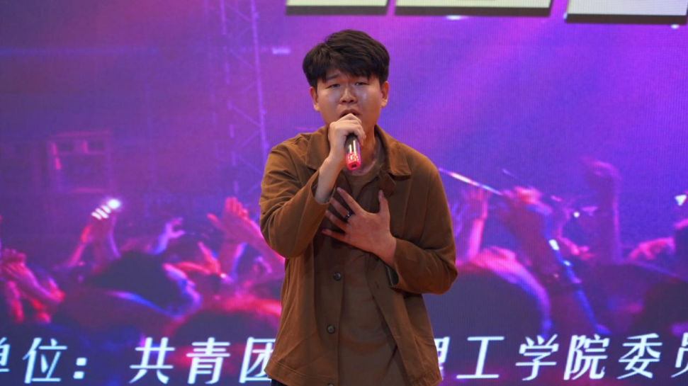 青春校园|beat365英国官网18届校园歌手大赛决赛