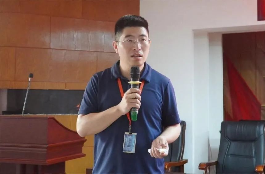 志愿服务|beat365英国官网开展大学生2024年西部计划宣讲会