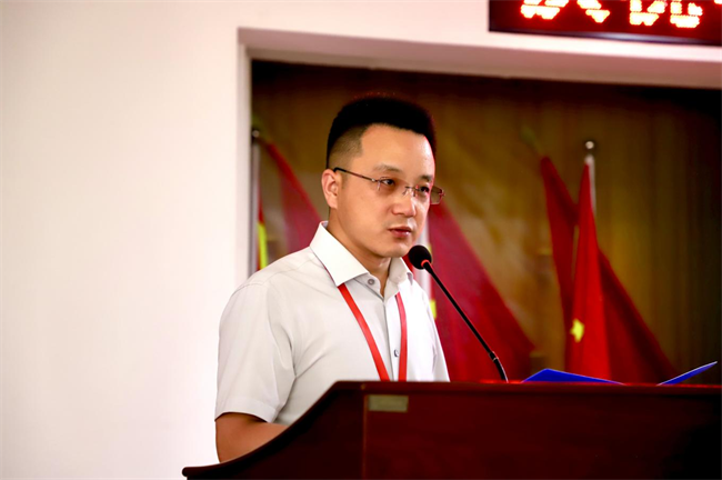 栉风沐雨显初心  踔厉奋发勇向前——beat365官网党委隆重举办庆祝中国共产党成立103周年暨七一表彰活动