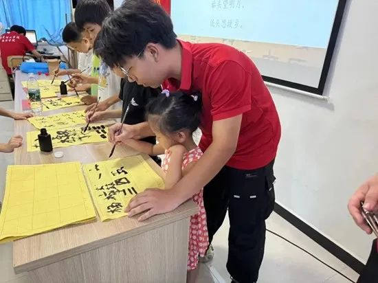 社会实践(十七)|七彩假期护童梦,情暖童心传文明①——beat365英国官网经济学院“三下乡”社会实践