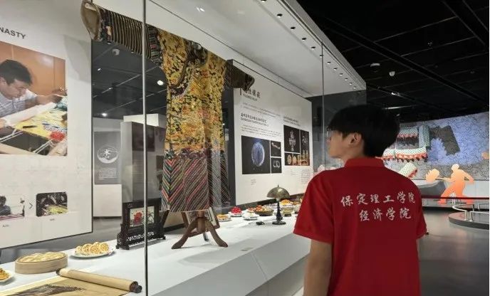 社会实践(十九)|赓续红色基因,寻访红色印记——beat365英国官网经济学院“三下乡”社会实践