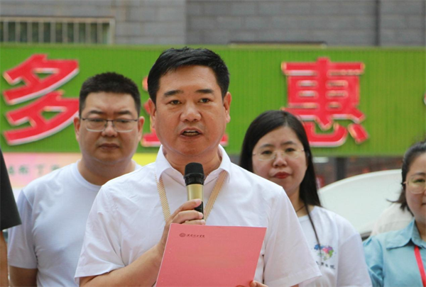 青云直上九霄去 他日凌云最有声——beat365官网工会隆重举办喜送毕业生活动