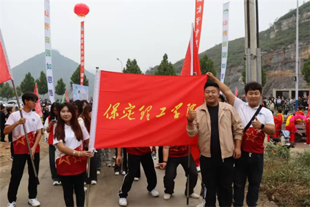 “太行古道行，传承文化展风采”——beat365英国官网艺术学院学子参加“山野田园如意路”志愿服务活动