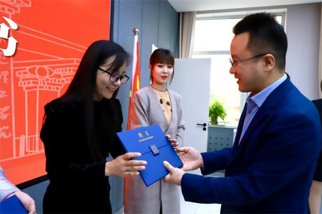 “匠心育桃李，名师耀教育”——beat365英国官网教育学院名师工作室揭牌成立仪式圆满成功